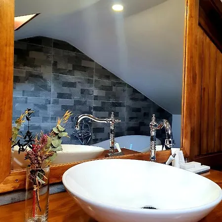 Natvi Apartment Pedraza